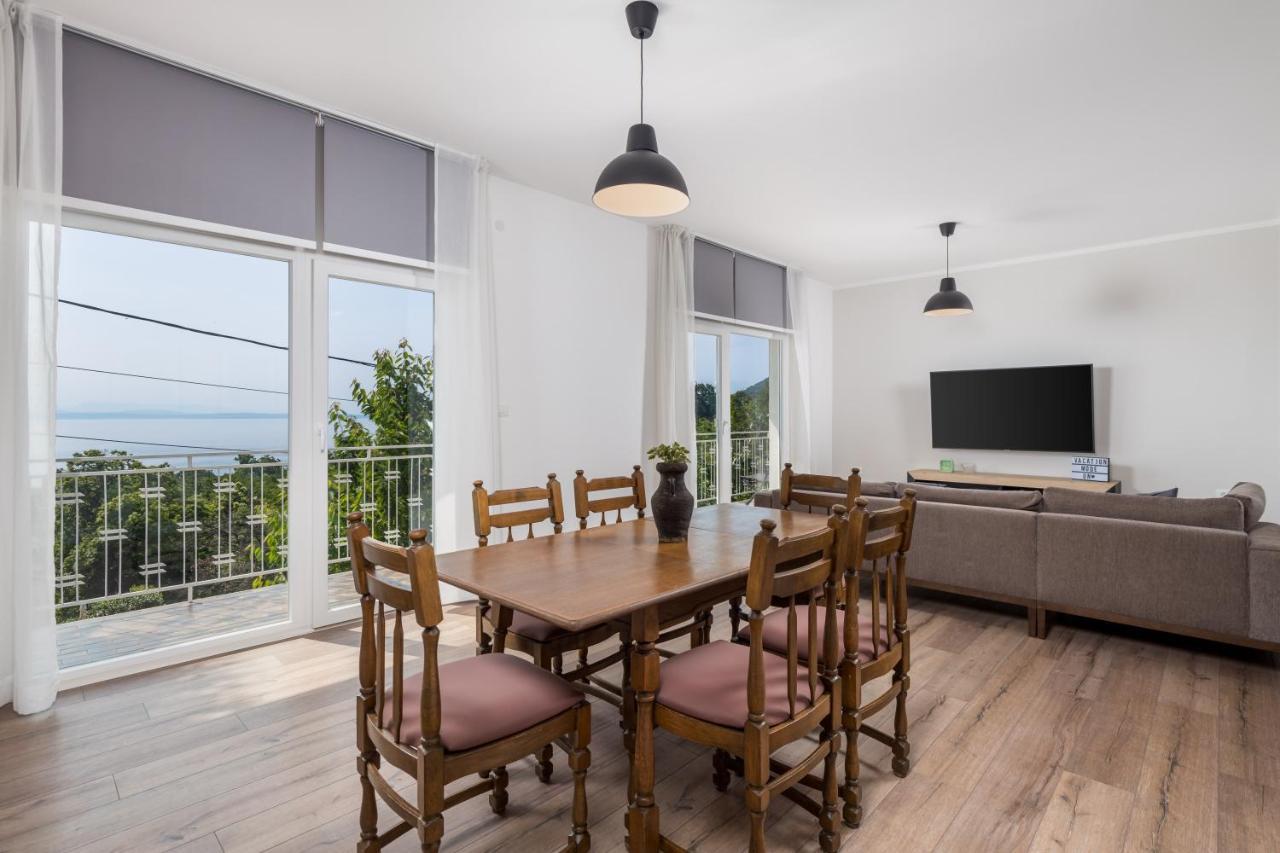 Apartment Div Lovran Eksteriør bilde